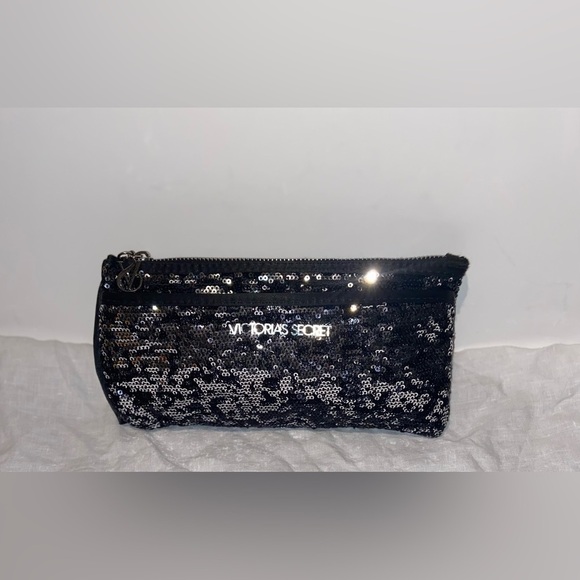 Women’s Victoria's Secret Black Sequin Clutch Bag Limited Edition - Picture 2 of 14